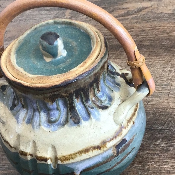 Clay teapot signed by Isaac Martin - Picture 5 of 7